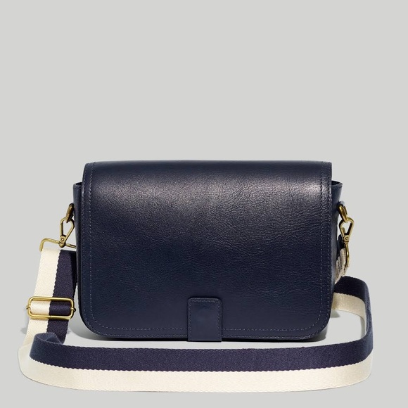 Madewell Handbags - Madewell the transport flap shoulder bag in Navy